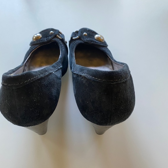 Coach Suede Wedge Heels - size 8.5 - Picture 4 of 9